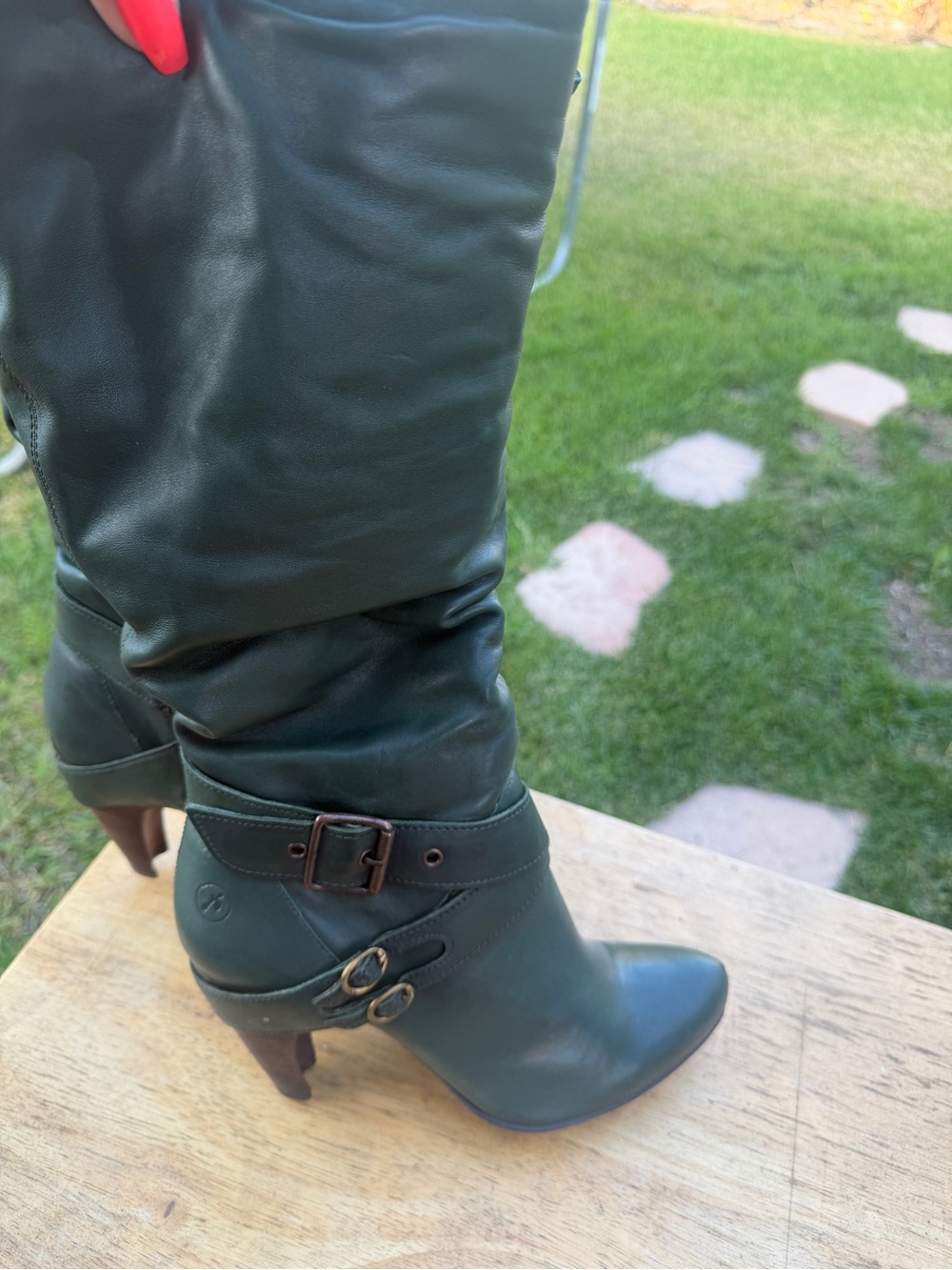 Bronx Green Leather Boots with Red Suede Lining - Picture 8 of 8